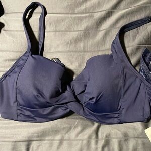 Lands end twisted front bikini top